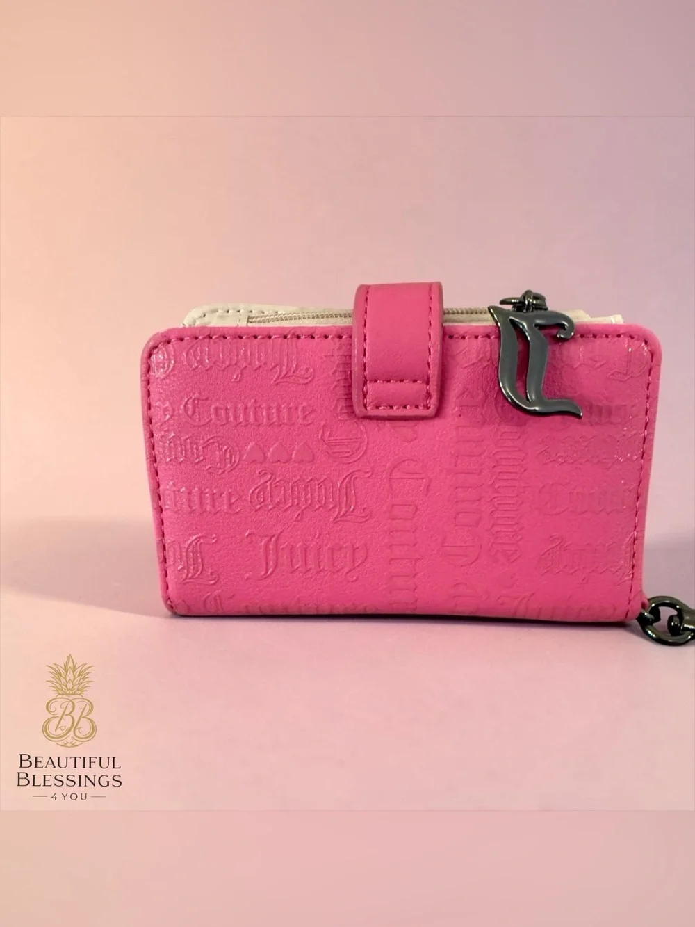 Juicy Couture Pink Embossed Logo Bifold Wallet Heart Keychain Zip Coin Pocket